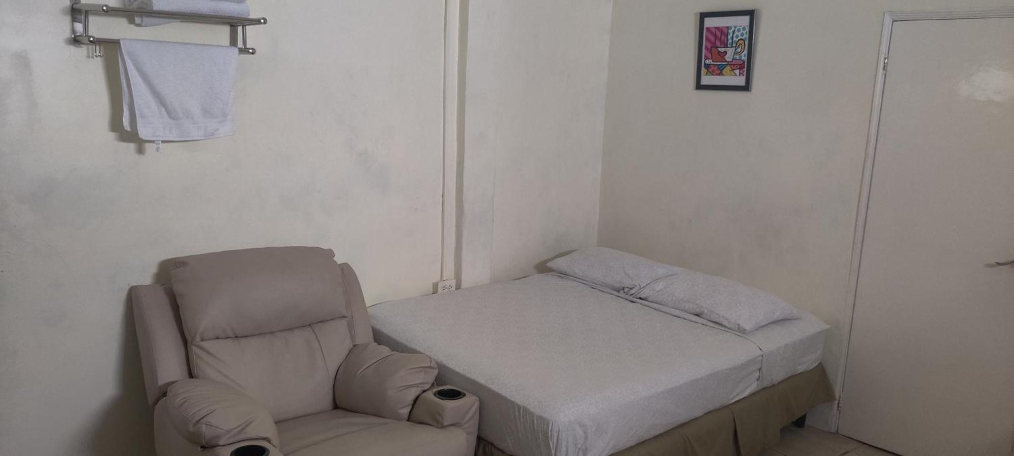 Bed and Breakfast Woodbrook On The Avenue Port of Spain Esterno foto