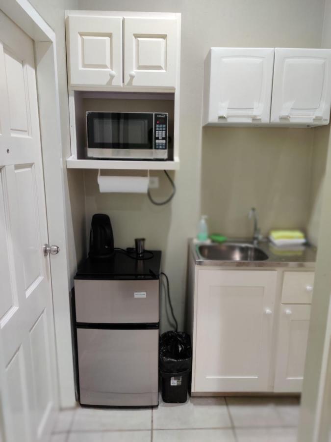 Bed and Breakfast Woodbrook On The Avenue Port of Spain Esterno foto